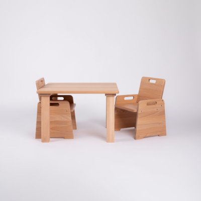 Detská stolička pre začínajúcich sediacich a stolujúcich